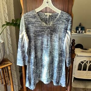 Jess and Jane A line Tunic Top Blue Embellished size small